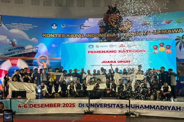ITS Pertahankan Gelar Juara Umum di Malam Penutupan KKI dan Abdidaya Ormawa 2025