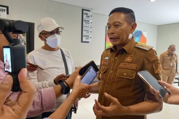 Wali Kota Malang Harapkan Kenaikan UMK Kota Malang Mendorong Trnaga Kerja Lebih Produktif