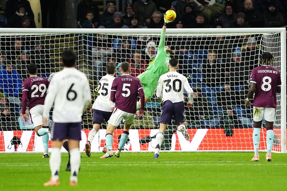 Burnley Tahan Imbang Manchester United 2-2