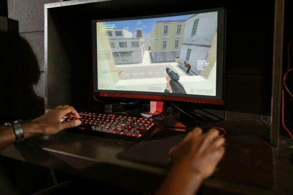 Bagaimanakah Hukum Main Game dalam Islam?