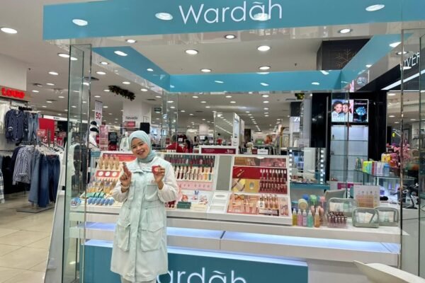 Tips Makeup Flawless Ala Wardah, Kunci Utamanya Ada di Skin Prep