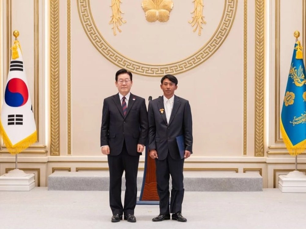 Satu-satunya dari Indonesia, Sugianto Terima Penghargaan dari Presiden Korsel Usai Selamatkan Lansia