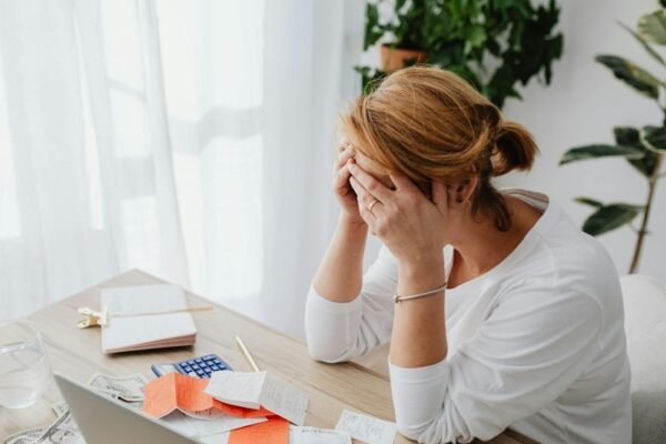 Joki Skripsi Menurut Fiqih Islam: Haramkah?