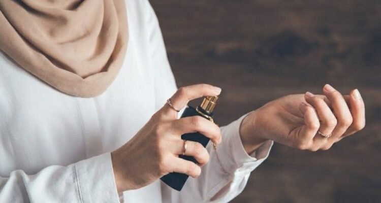 Bolehkah Umat Islam Memakai Parfum yang Mengandung Alkohol? Ini Penjelasan Ulama