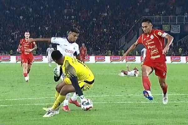 Brace Gabriel Silva Bawa Arema FC Ungguli Persija 2-0