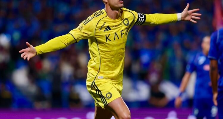 Lebarkan Sayap Bisnis, Cristiano Ronaldo Akuisisi Saham Klub Almeria