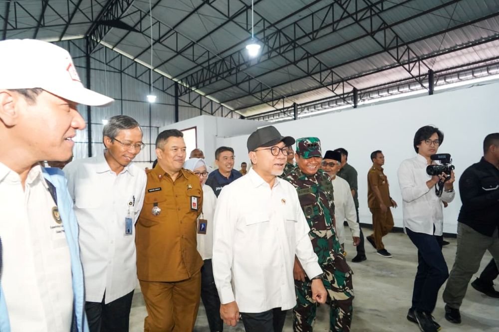 Menko Pangan Koperasi Desa Tinjau KDKMP Singosari Malang, Menko Pangan Sebut Dapat Memperkuat Perekonomian Desa