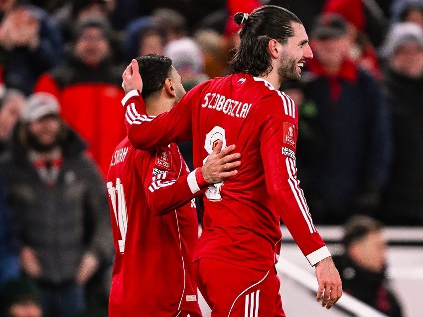 Hasil Piala FA: Liverpool dan Man City Menang Telak, Newcastle Gebuk Aston Villa