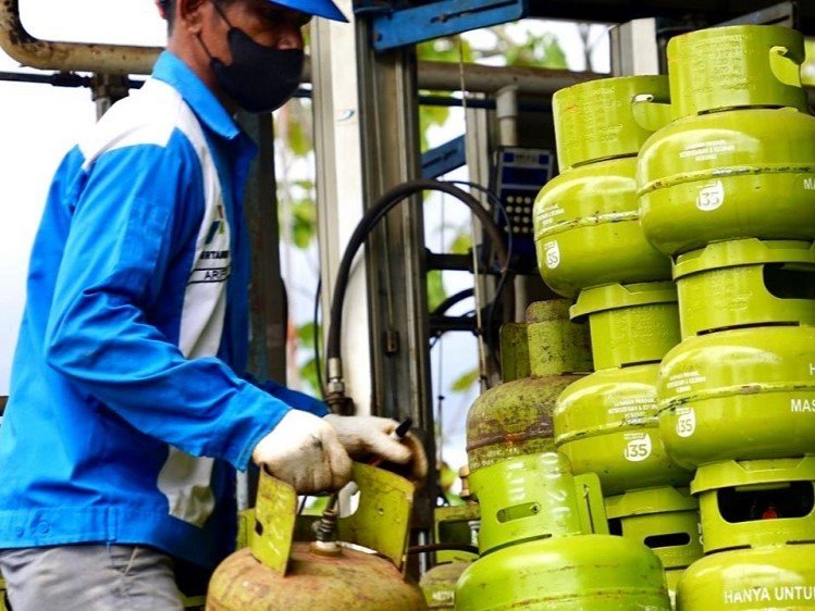Tabung LPG Pertamina Jelang Imlek dan Ramadan Pertamina Patra Niaga Tambah Lebih Dari 1 Juta Tabung LPG 3 Kg di Jatim