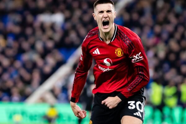 MU Raih Tiga Poin di Kandang Everton, Geser Chelsea di Peringkat Empat Klasemen