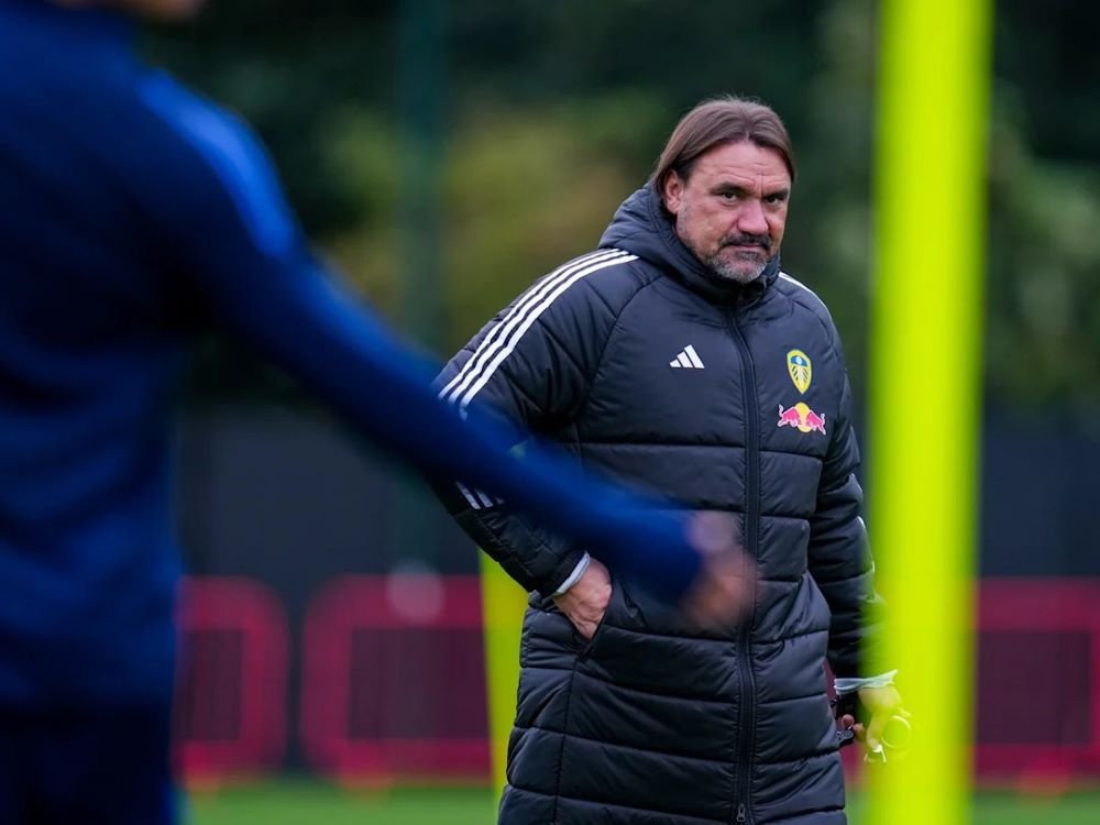 leeds united aston villa Leeds United kemungkinan akan kehilangan hingga enam pemain untuk pertandingan Liga Premier melawan Aston Villa