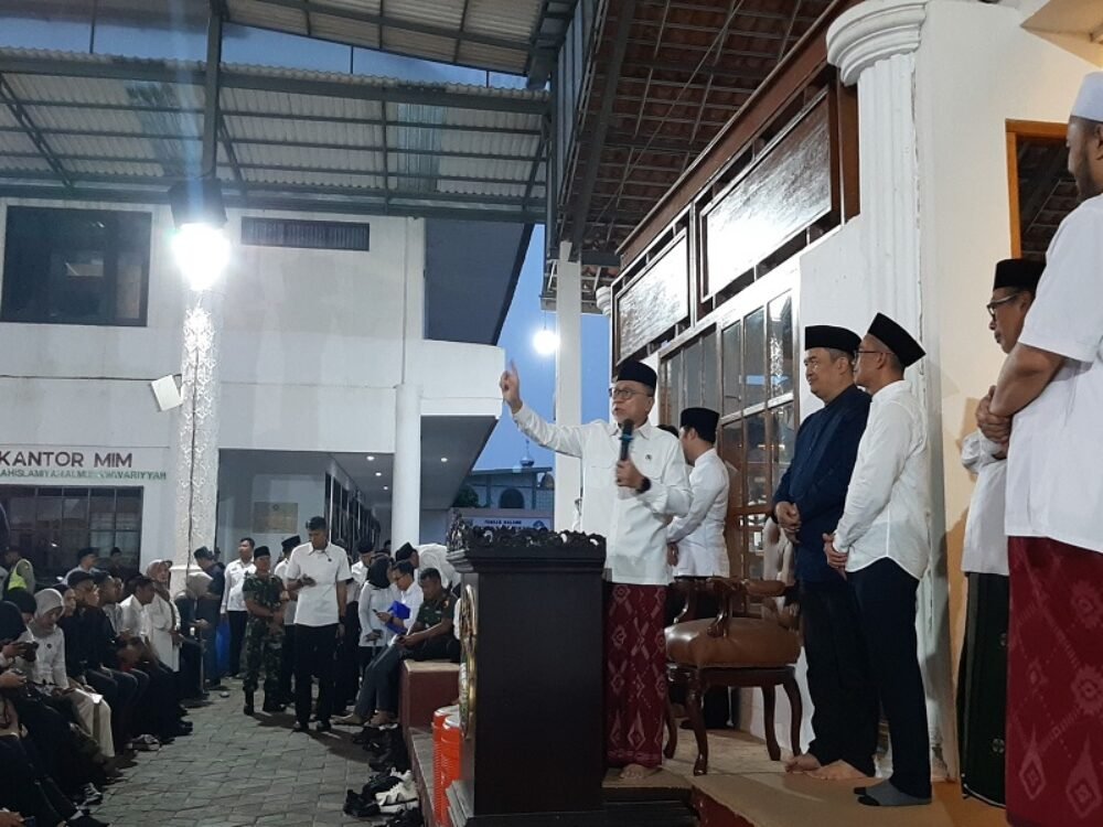 Tinjau Penyaluran MBG bulan Ramadan di Kabupaten Malang, Menko Pangan Zulkifli Hasan Katakan Ini