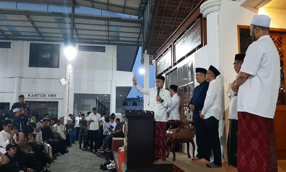 mbg ramadan kabupaten malang Tinjau Penyaluran MBG bulan Ramadan di Kabupaten Malang, Menko Pangan Zulkifli Hasan Katakan Ini