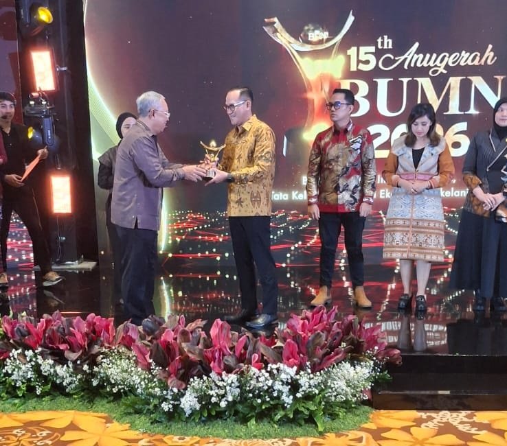 TPS Surabaya Raih Penghargaan Best Corporate Port Operation Excellence di Anugerah BUMN 2026