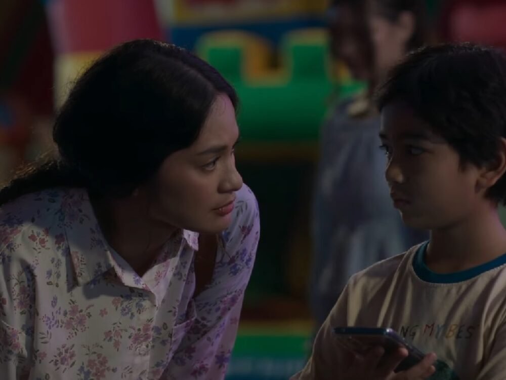 334-Kupeluk kamu selamanya Film 'Kupeluk Kamu Selamanya', Kisahkan Beratnya Perjuangan Single Mother