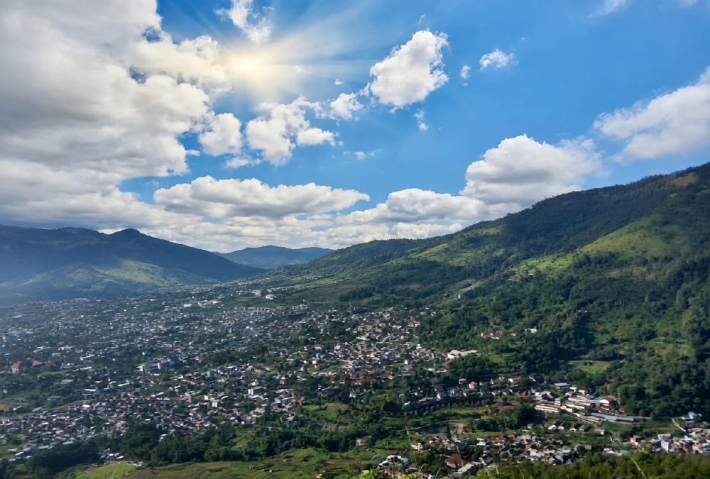 365-Cerah berawan di Batu Cuaca Malang Raya Hari Ini 23 Maret 2026: Cerah Berawan hingga Hujan Ringan Lokal, Waspada Jalur Wisata Bromo