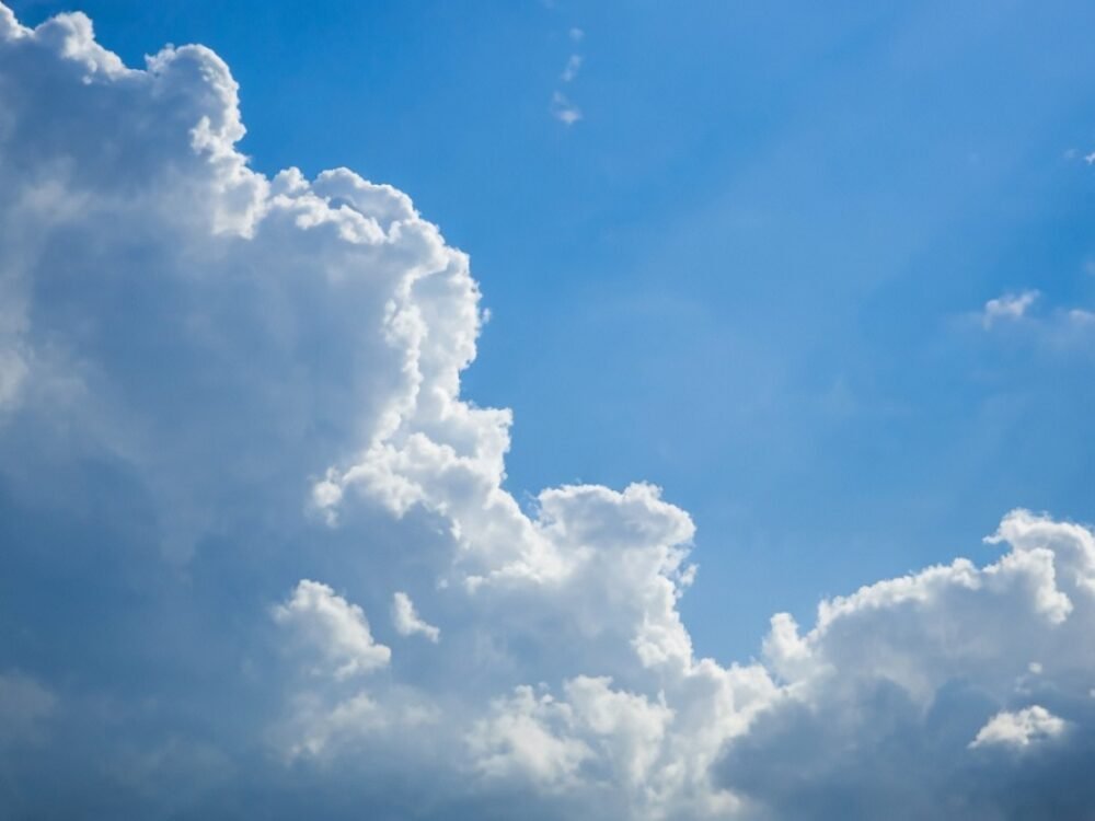 368-Awan Cuaca Malang Raya Hari Ini, Sabtu 28 Maret 2026: Berawan Hingga Hujan Ringan, Suhu 17–30 Derajat