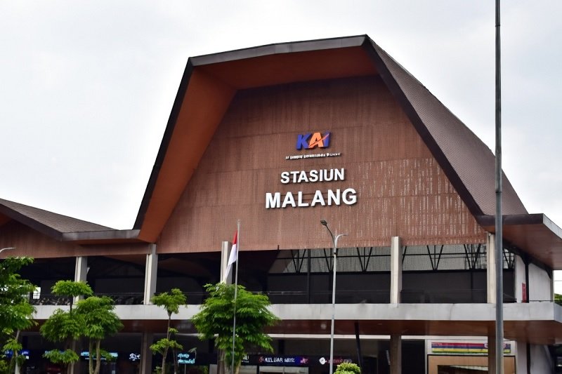 Arus Balik Lebaran Masih Tinggi, Stasiun Malang Layani 7.304 Penumpang Sabtu Ini