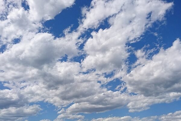 Cuaca Malang Raya Hari Ini, 30 Maret 2026: Dominan Berawan Hingga Potensi Hujan Ringan Siang-Sore, Suhu 16–28 Derajad