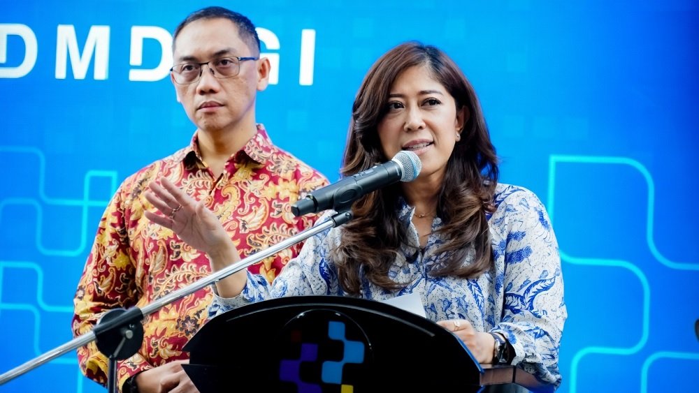 459-Meutya Hafid konferensi pers PP Tunas Resmi Berlaku Hari Ini, Platform Digital Wajib Nonaktifkan Akun Anak di Bawah 16 Tahun