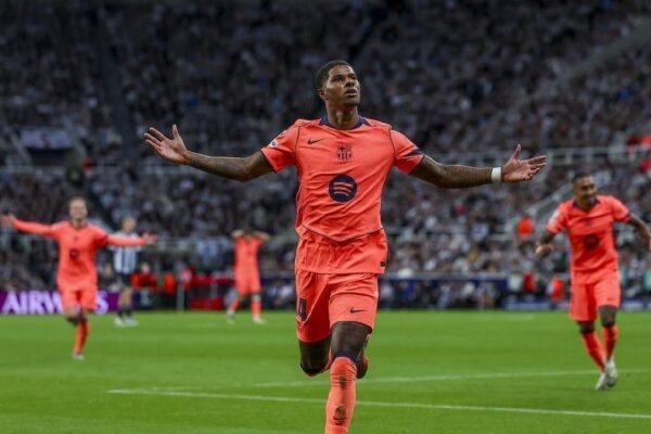 Michael Carrick Bakal Sambut Marcus Rashford Jika Ingin Kembali ke MU