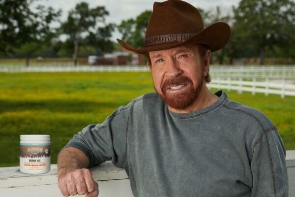 Aktor Legendaris Chuck Norris Meninggal Dunia