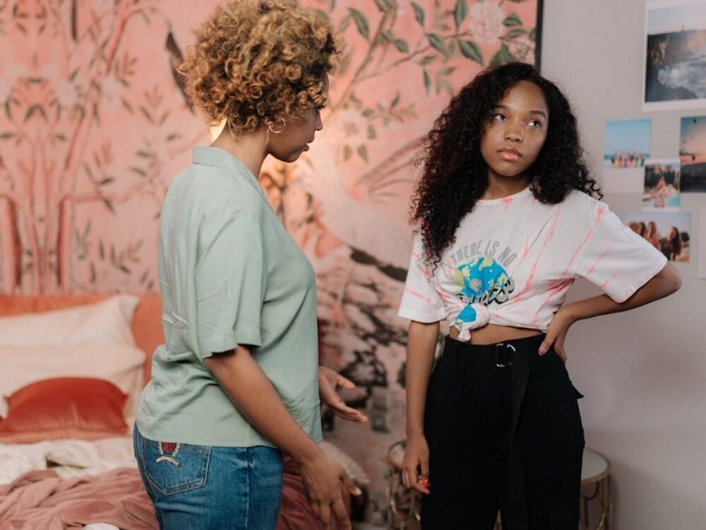 ‘Konek atau Konslet’ Jadi Tema Seminar Parenting Shining Star dan DSCM Malang