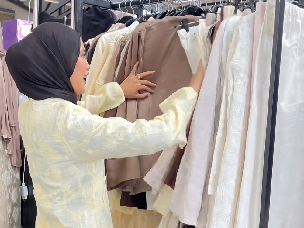 5 Rekomendasi Belanja Lebaran Fashion Gen Z Dengan Budget Pas-Pasan