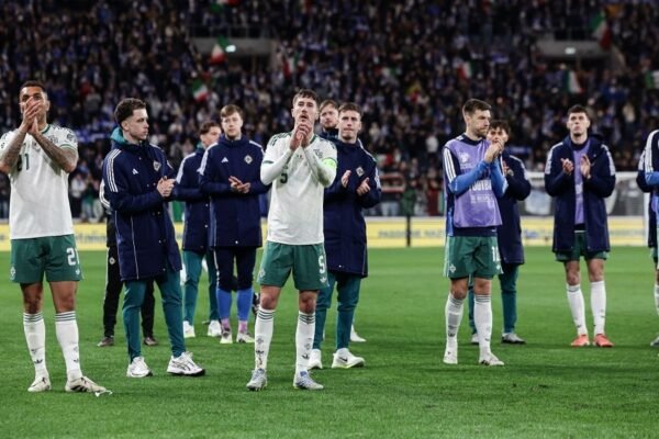 Kalah dari Italia, Pelatih Irlandia Utara Katakan Timnya Masih Punya Masa Depan Cerah