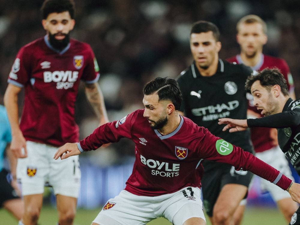 West Hap Patahkan Upaya Kemenangan Manchester City