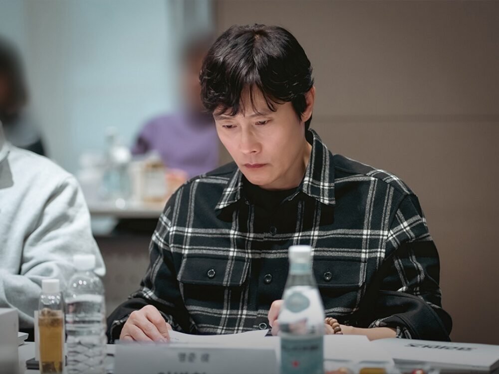 disney the koreans Disney+ Hadirkan Lee Byung-hun dan Han Ji-min di 'The Koreans'