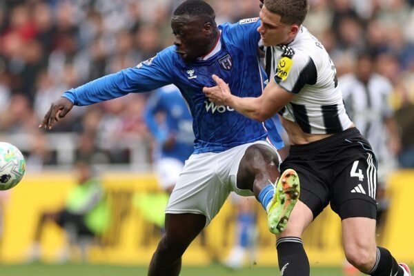 Sunderland Permalukan Newcastle di Kandang 2-1