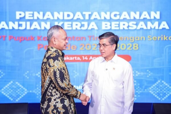 Menaker Yassierli Ingatkan Pekerja Siap Hadapi AI agar Tak Tertinggal Perubahan Teknologi