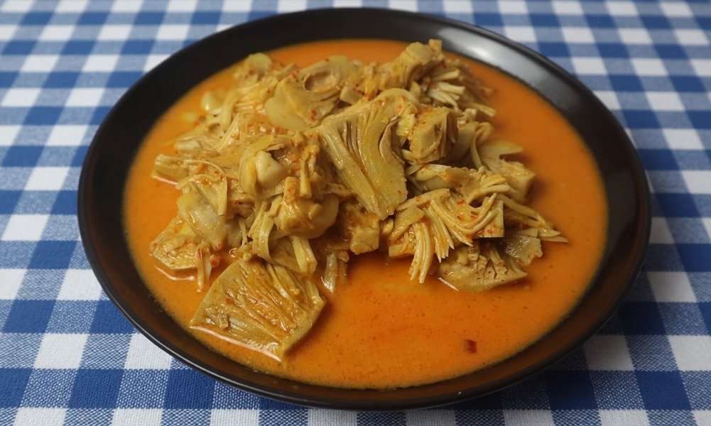 Resep Lodeh Nangka Muda: Rahasia Tekstur Lembut dan Kuah Santan yang Tidak Pecah