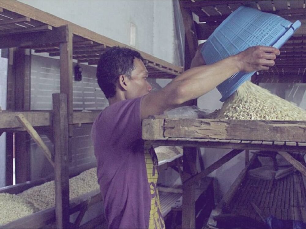 Kenaikan Harga Kedelai Tekan Perajin Tempe di Malang