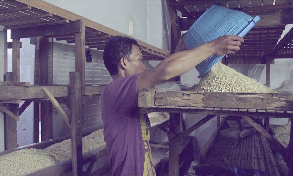 Kenaikan Harga Kedelai Tekan Perajin Tempe di Malang