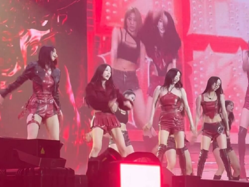 337-aespa konser di Jakarta aespa Sukses Gelar Konser ‘SYNK: aeXIS LINE’ di ICE BSD Tangerang