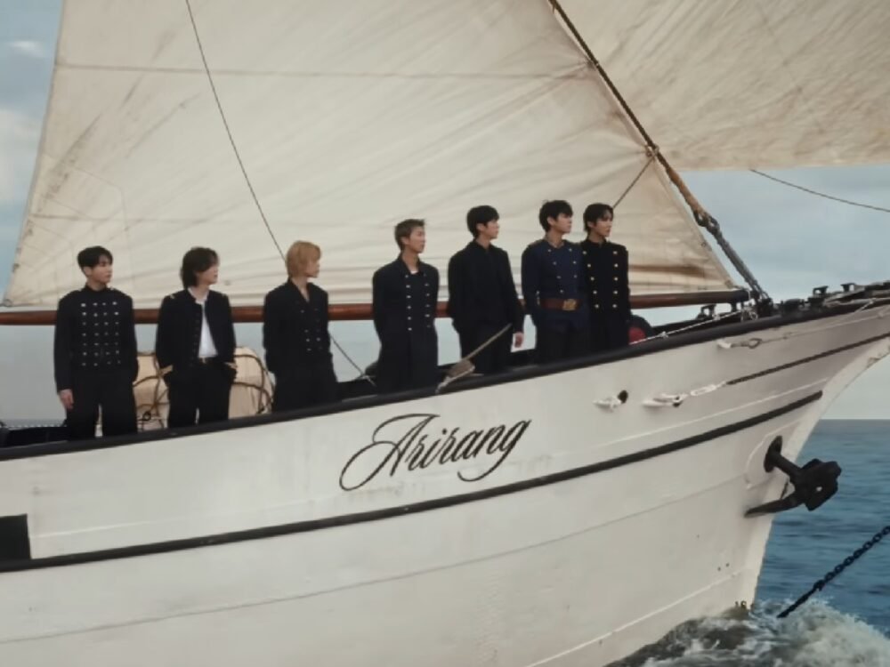 ‘SWIM’ BTS Tembus Top 15 Radio AS