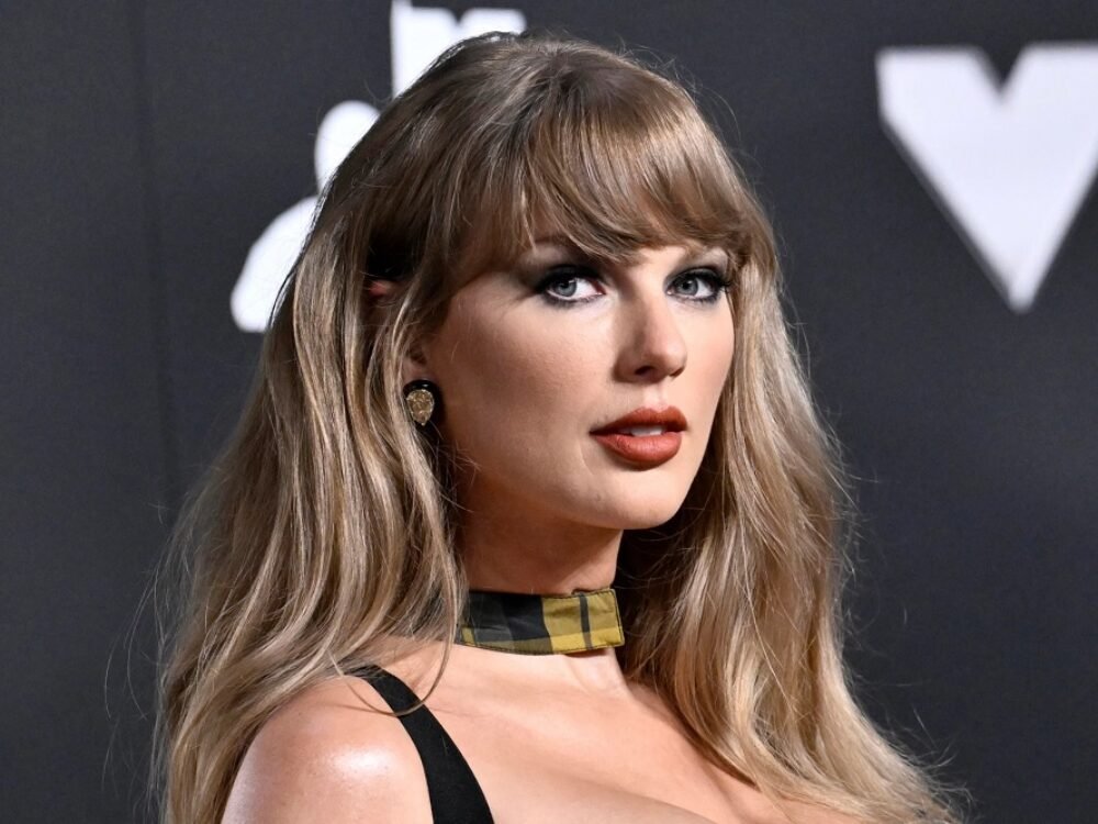 Ogah Dicomot AI Sembarangan, Taylor Swift Ajukan Tiga Merek Dagang Suara dan Visual