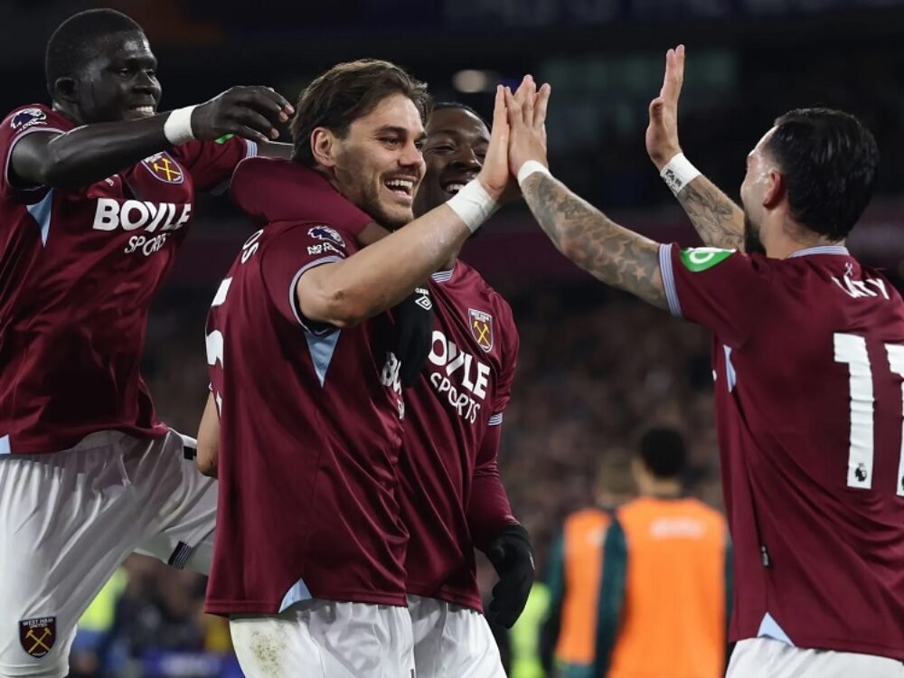 West Ham Hajar Wolves 4-0, Mavropanos dan Castellanos Cetak Brace
