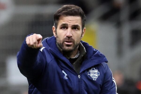 Jadi Kandidat Kuat Pelatih Chelsea, Cecs Fabregas Tegaskan Saat Ini Fokus Bawa Como ke Liga Champions