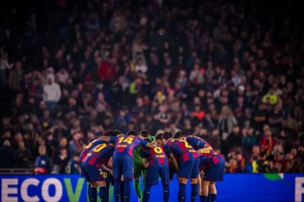 Hansi Flick Yakin Barcelona Mampu Balikkan Keadaan di Leg Kedua Perempat Final Liga Champions