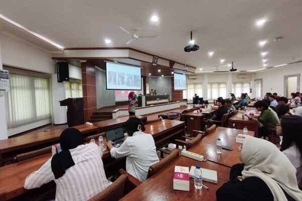 Diskusi UPT Pusat Laboratorium Pancasila UM Bahas Persoalan Multikulturalisme dan Politik Identitas