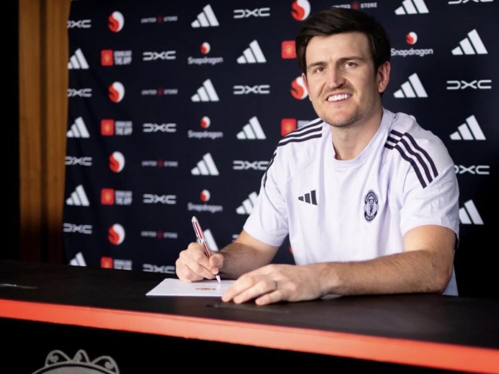 Perpanjang Kontrak di MU Setahun Lagi, Harry Maguire Rela Potong Gaji