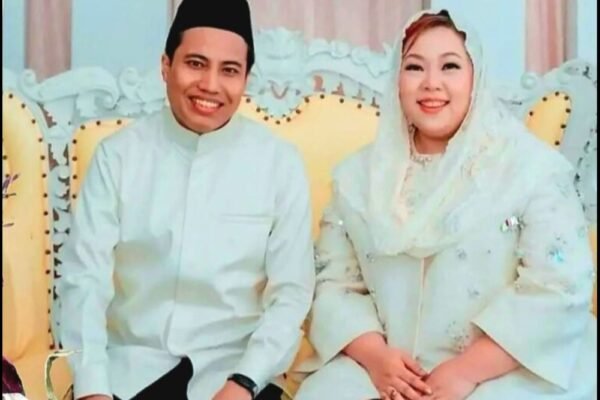 Inayah Wulandari Wahid, resmi melangsungkan pernikahan pada hari ini dengan KH Mohammad Shalahuddin A Warits.