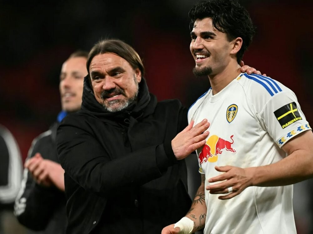 Leeds United MU Leeds United Aman dari Zona Degradasi Setelah Kalahkan MU