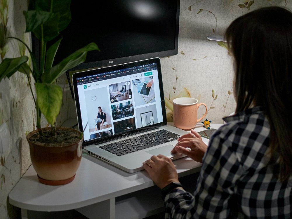 WFH Penghematan BBM Pakar Kebijakan Publik FIA UB Sebut WFH Tak Signifikan untuk Penghematan BBM