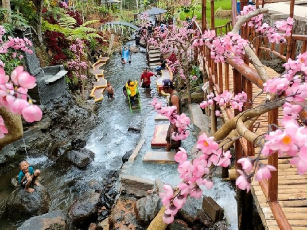 Saatnya Mengunjungi Umbulan Tanaka, Wisata Ala Jepang di 'Desa Malang'