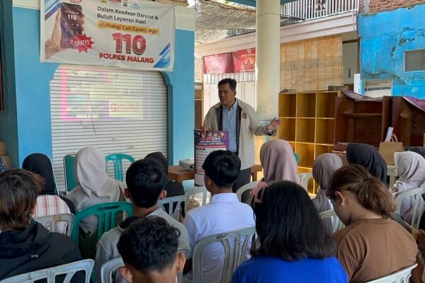 Dosen UMM Edukasi Remaja Toyomarto Cegah Kecanduan Game Online