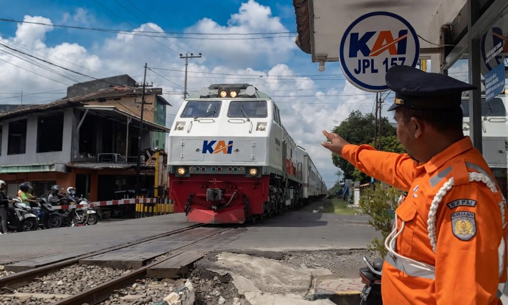 KAI Properti Buka Lowongan Penjaga Perlintasan Kereta Api untuk Lulusan SMA, Buruan Cek Syarat Pendaftarannya